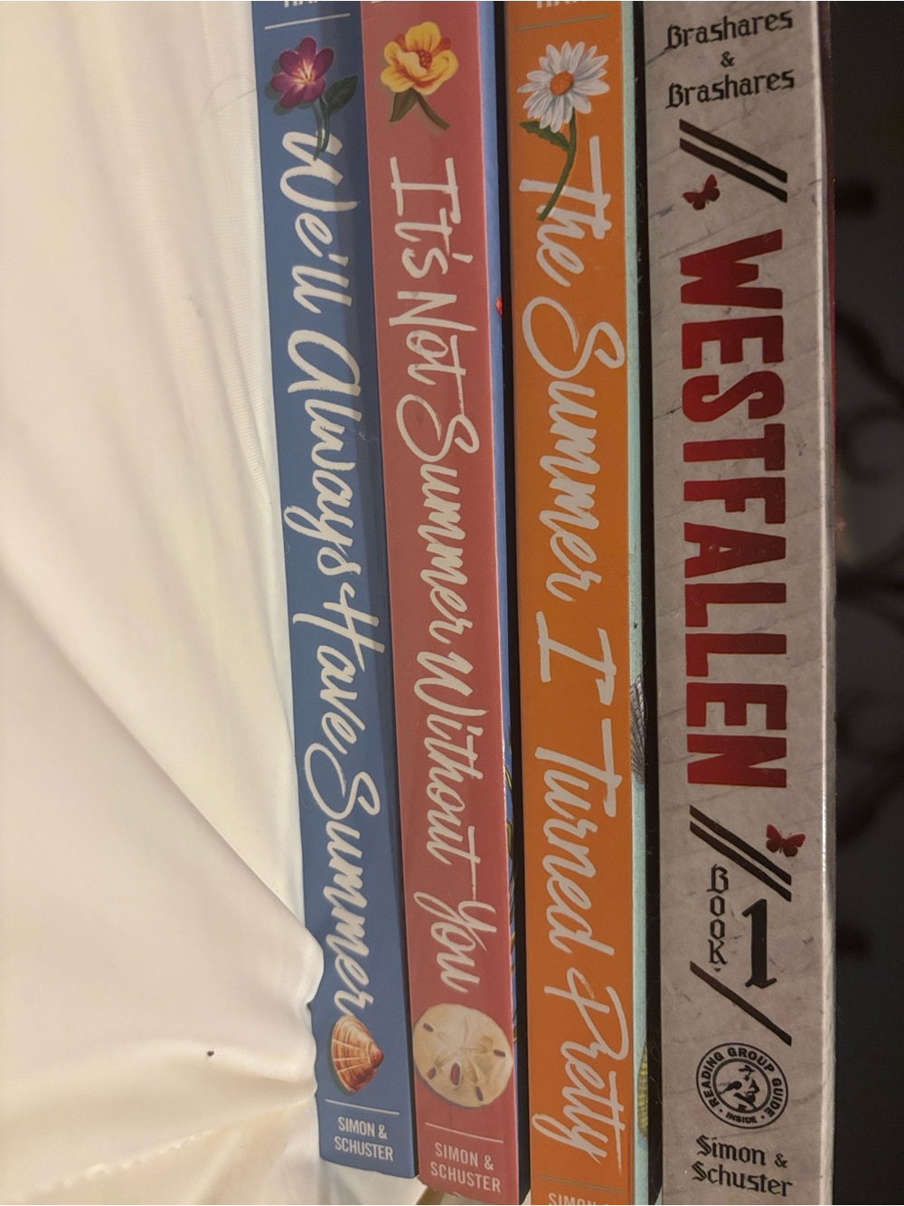 Entire set of the summer I turned pretty books plus 1 more book included